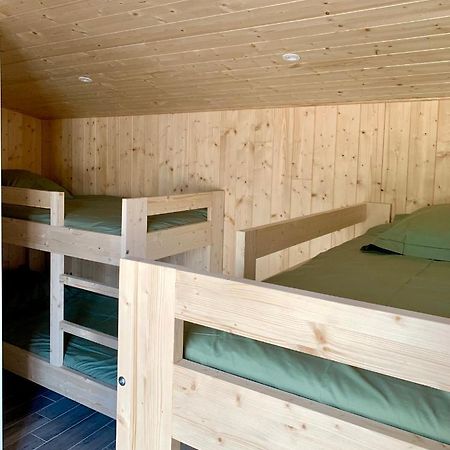 La Petite Auberge Insolite Saint-Affrique Ngoại thất bức ảnh